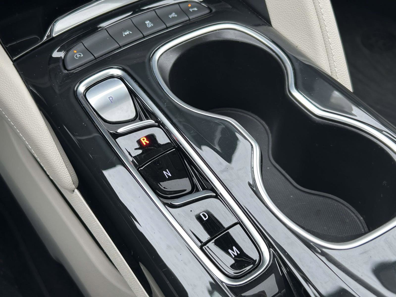 Used 2022 Buick Envision Avenir w/ Technology Package II image 26