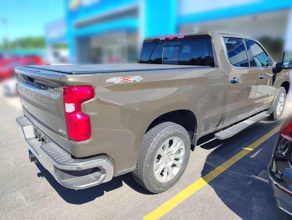 Used 2023 Chevrolet Silverado 1500 LTZ w/ Technology Package AWD/4WD image 10