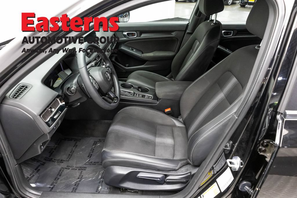 Used 2023 Honda Civic Sport image 14