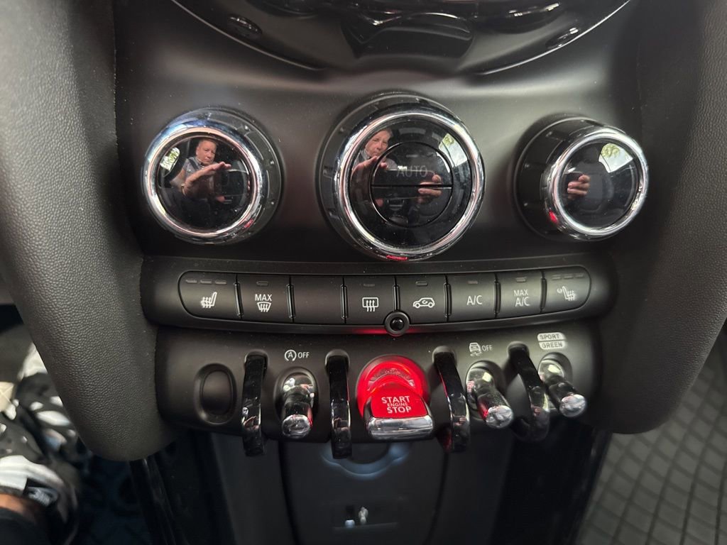 Used 2024 MINI Cooper S FWD image 37