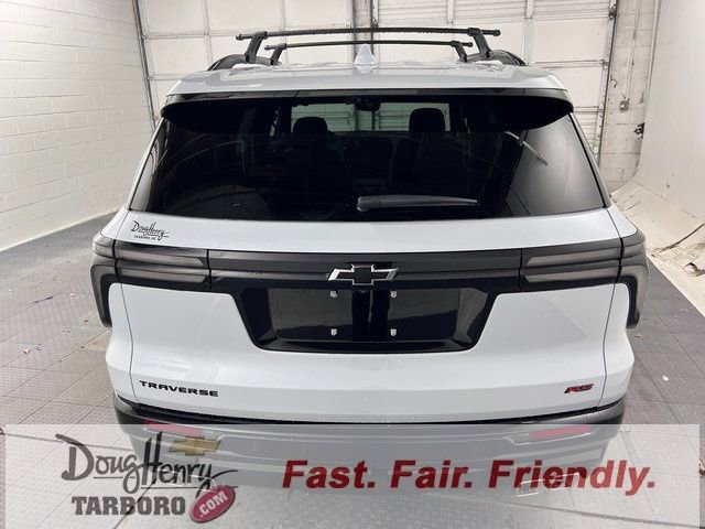 New 2026 Chevrolet Traverse RS w/ LPO, Floor Liner Package FWD image 7