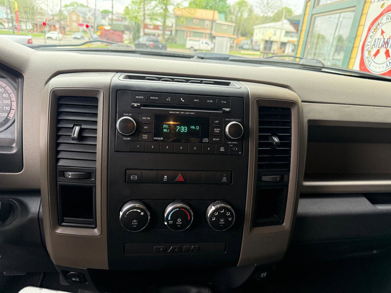 Used 2012 RAM 2500 ST w/ Chrome Appearance Group AWD/4WD image 17