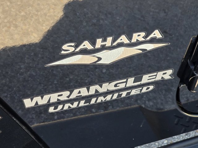 Used 2014 Jeep Wrangler Unlimited Sahara AWD/4WD image 28
