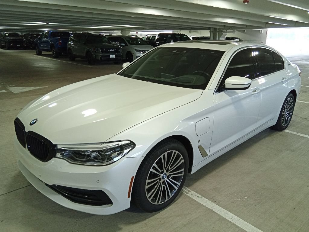 Used 2019 BMW 530e xDrive w/ Convenience Package