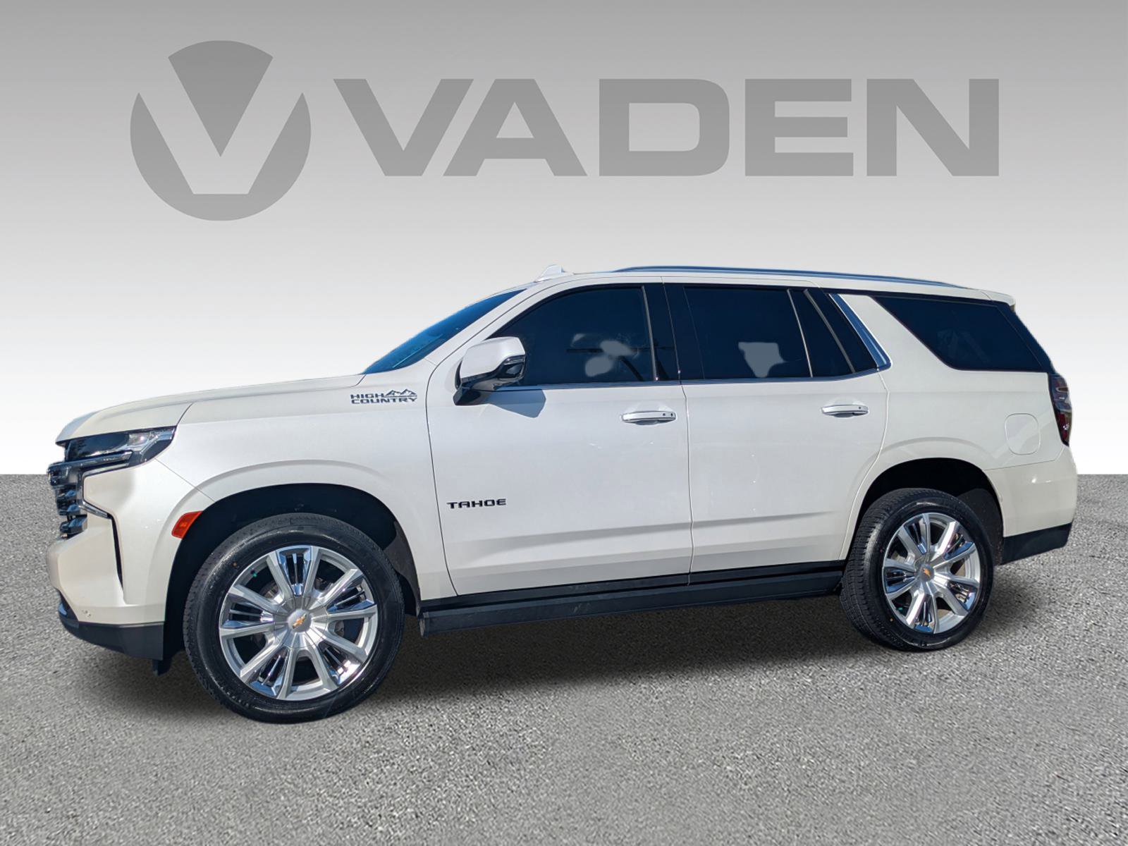 Used 2024 Chevrolet Tahoe High Country w/ Premium Package 2 video 2