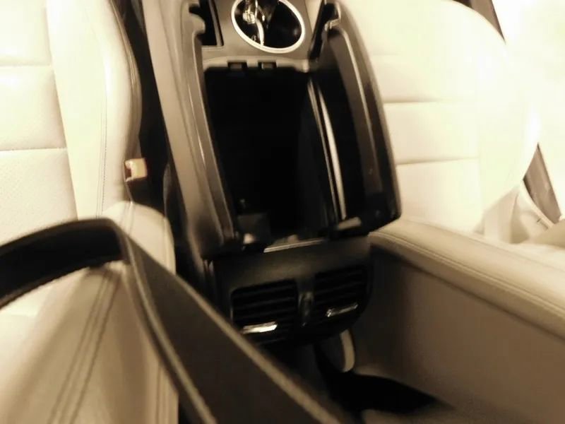 Used 2015 Mercedes-Benz C 250 Coupe image 28