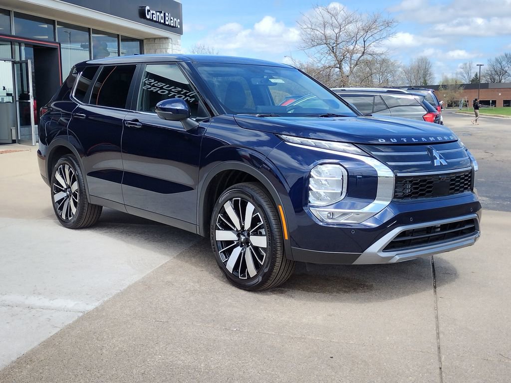 New 2026 Mitsubishi Outlander SE AWD/4WD image 14