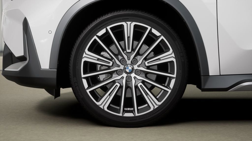 New 2026 BMW X1 xDrive28i w/ Technology Package image 7