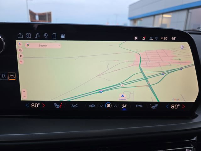 Used 2025 Chevrolet Traverse LT image 19