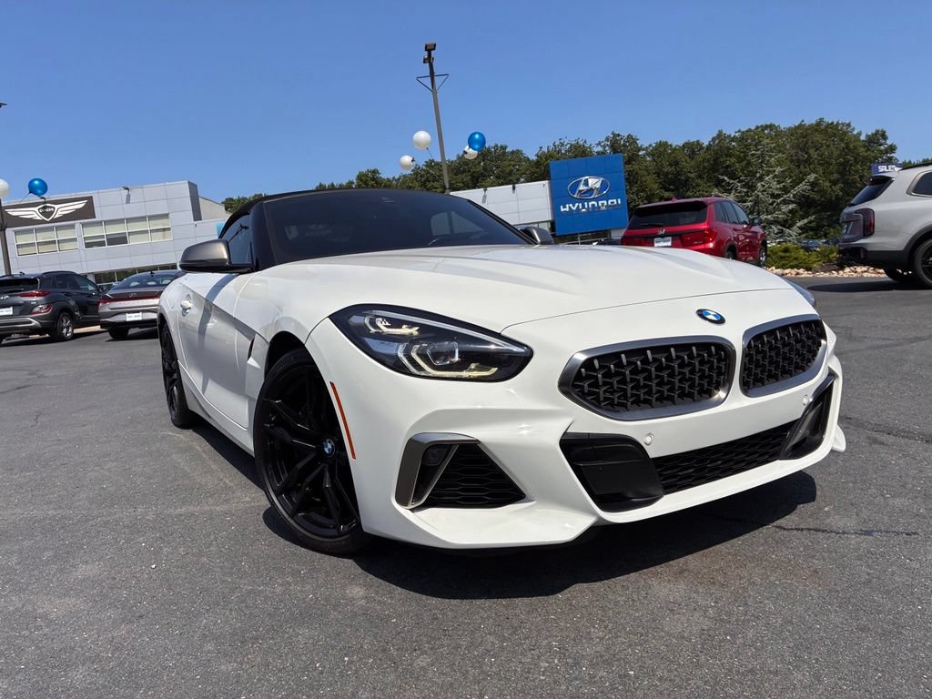 Used 2020 BMW Z4 M40i w/ Executive Package RWD image 15