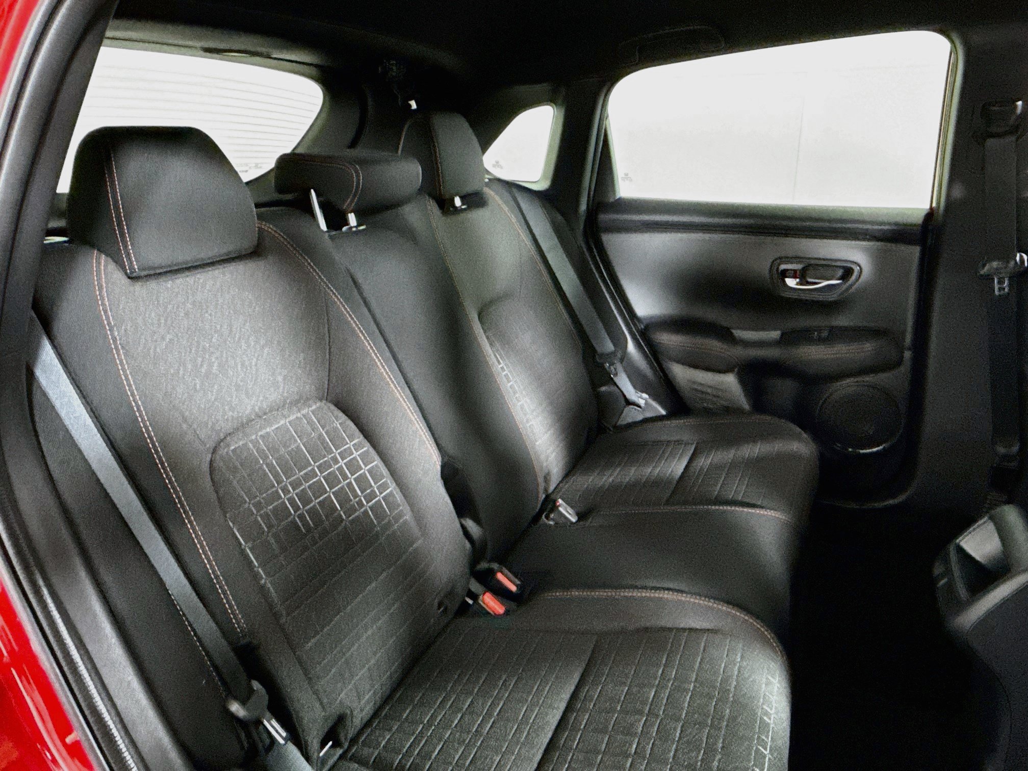 Used 2025 Honda HR-V Sport image 22