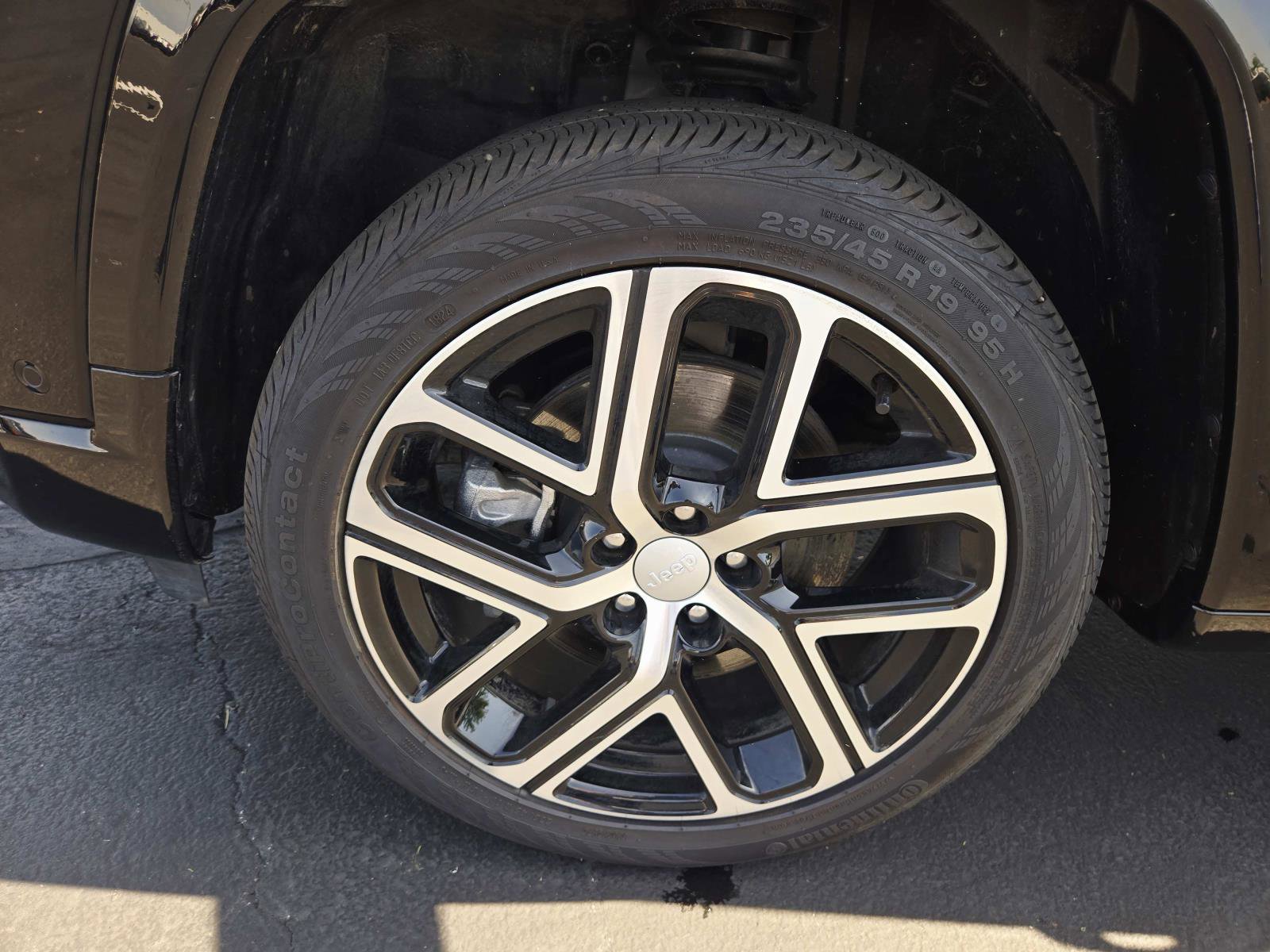 Used 2024 Jeep Compass Limited w/ Elite Group AWD/4WD image 18