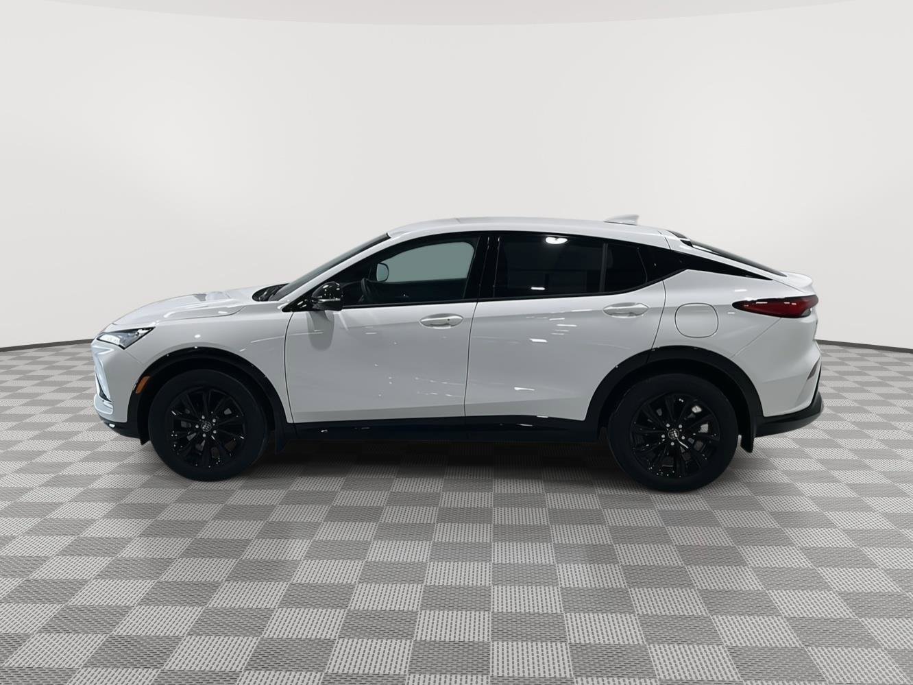 Used 2024 Buick Envista Sport Touring w/ Convenience I Package image 2