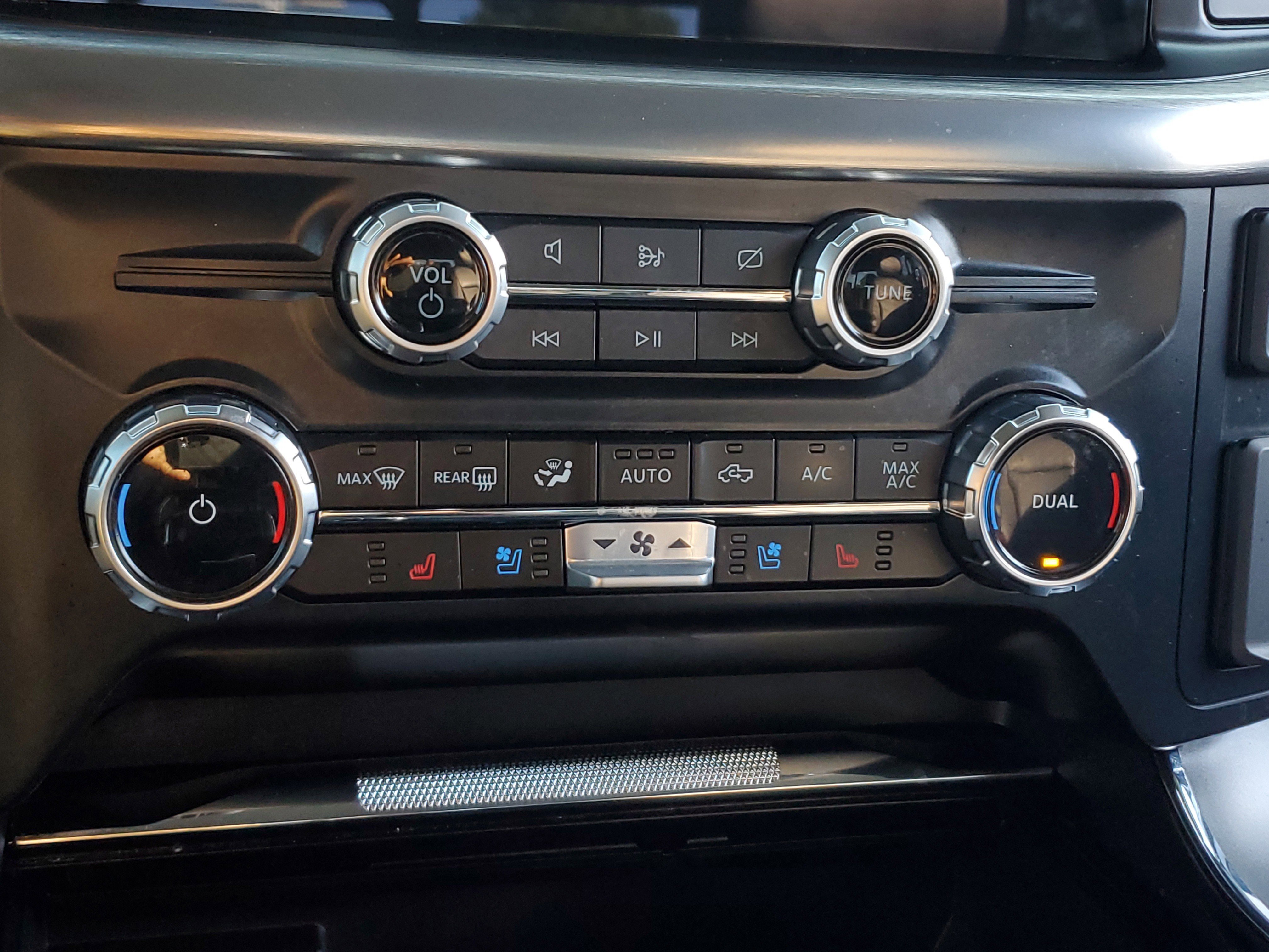 Used 2023 Ford F150 Lariat w/ FX4 Off-Road Package image 27