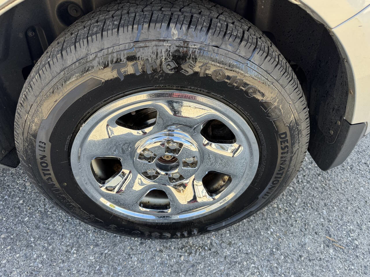 Used 2010 Honda Pilot LX image 32