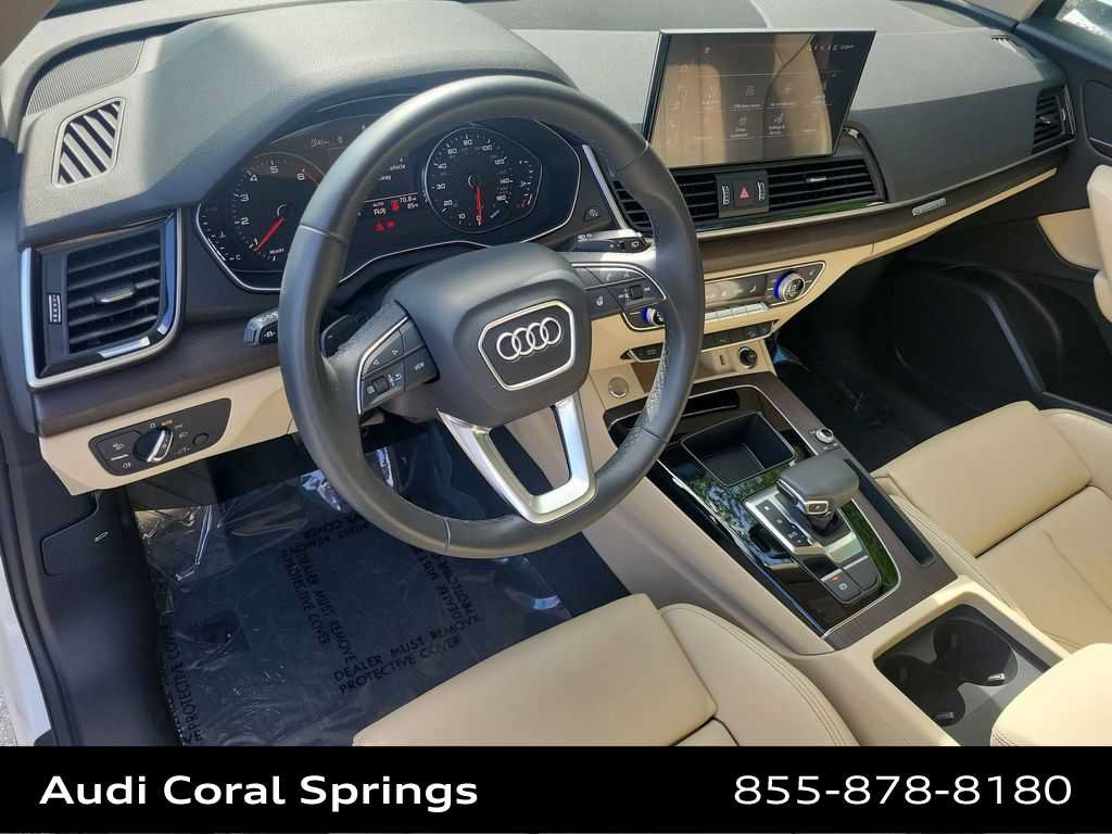Certified 2024 Audi Q5 2.0T Premium w/ Convenience Package AWD/4WD image 10