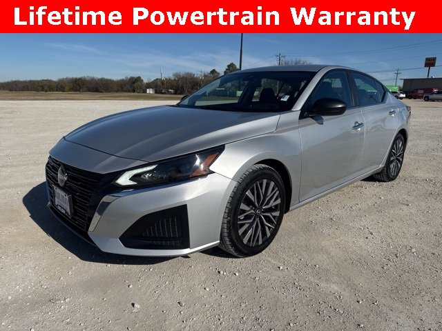 Used 2024 Nissan Altima 2.5 SV