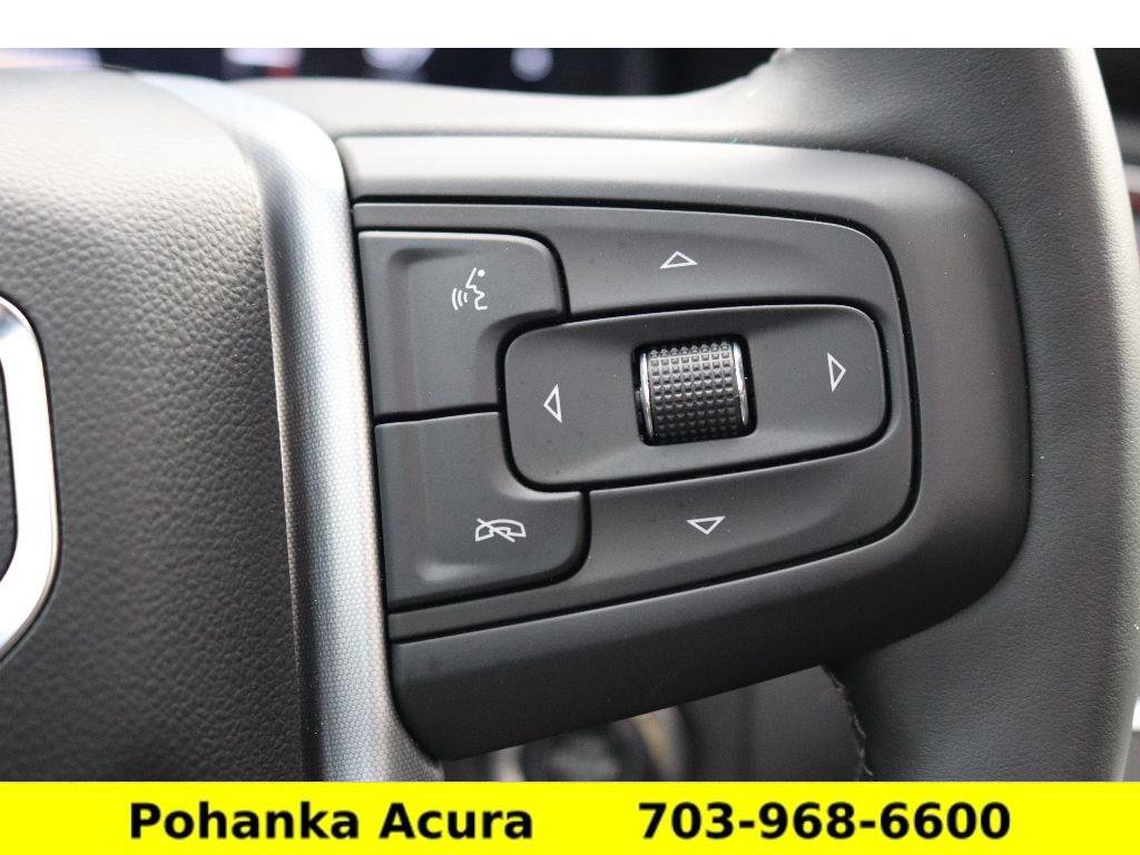 Used 2024 GMC Yukon SLT w/ SLT Premium Package image 11