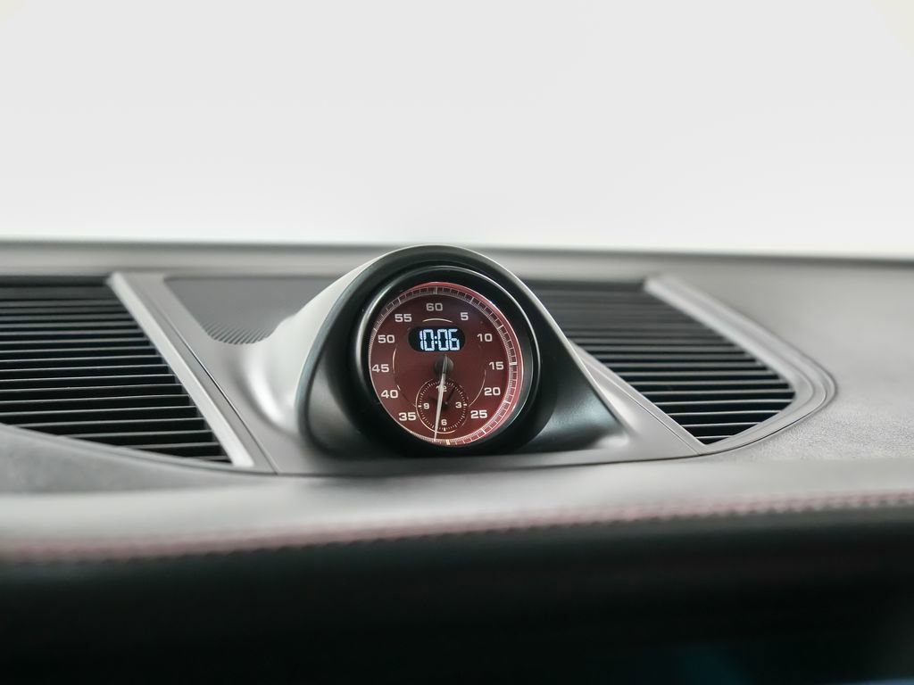 Used 2024 Porsche Macan GTS AWD/4WD image 29