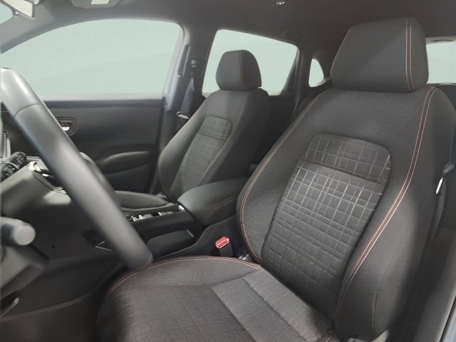 Certified 2025 Honda HR-V Sport image 21