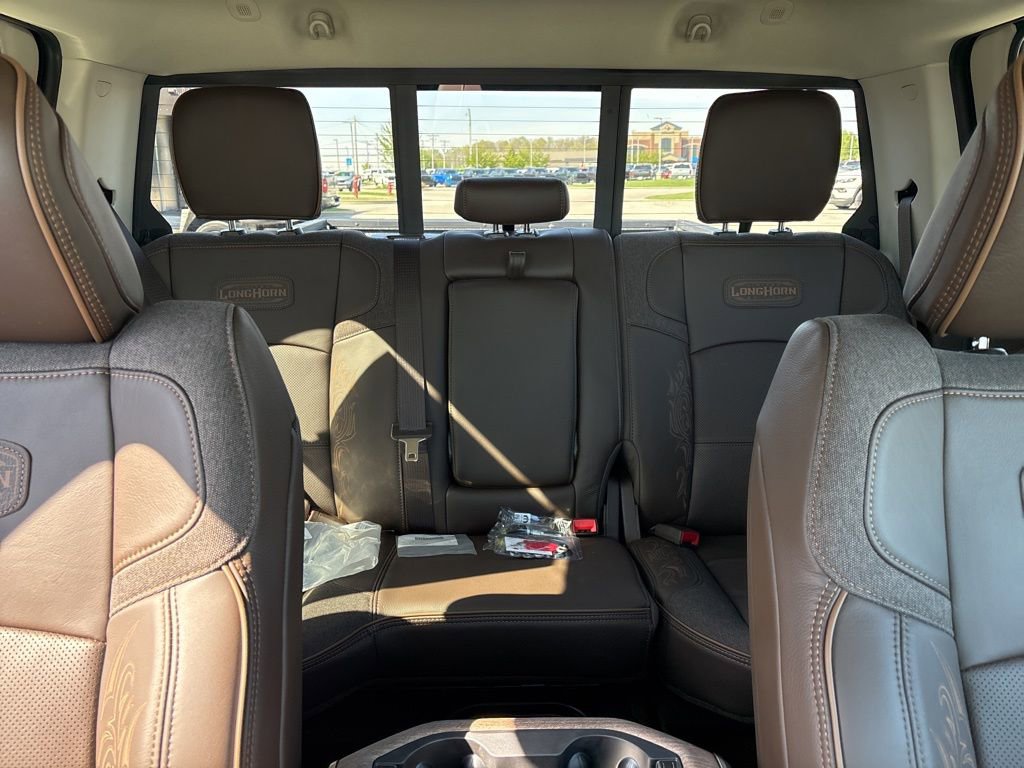 New 2026 RAM 2500 Limited AWD/4WD image 15