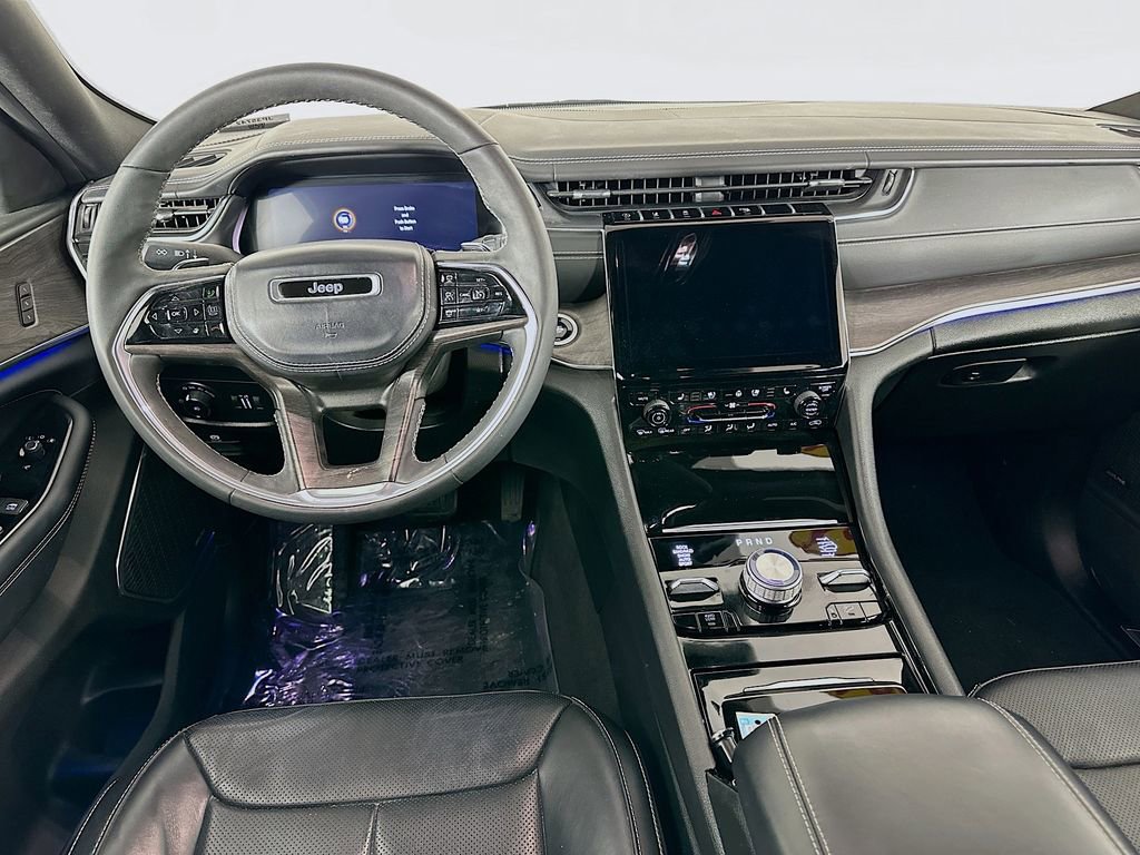 Certified 2024 Jeep Grand Cherokee Overland image 34