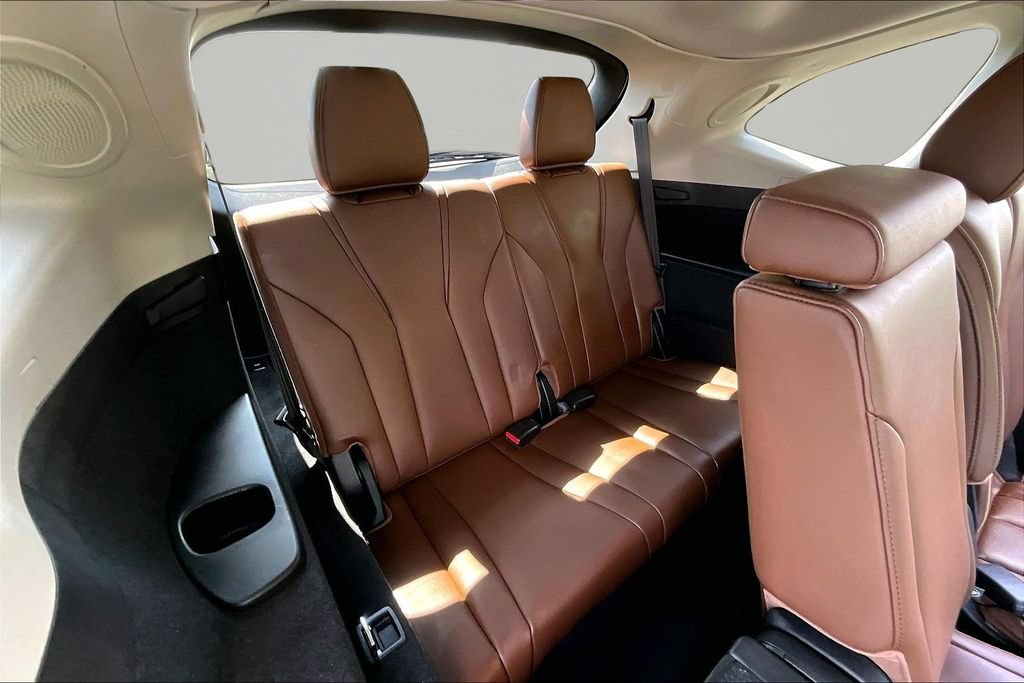 Used 2025 Acura MDX w/ Technology Package FWD image 20