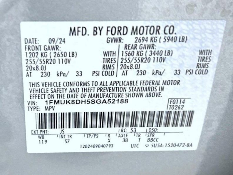 Used 2025 Ford Explorer Active w/ Active Comfort Package image 27