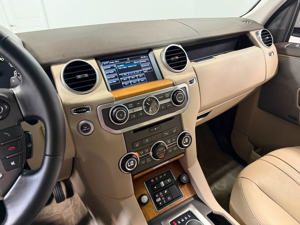 Used 2016 Land Rover LR4 HSE AWD/4WD image 82