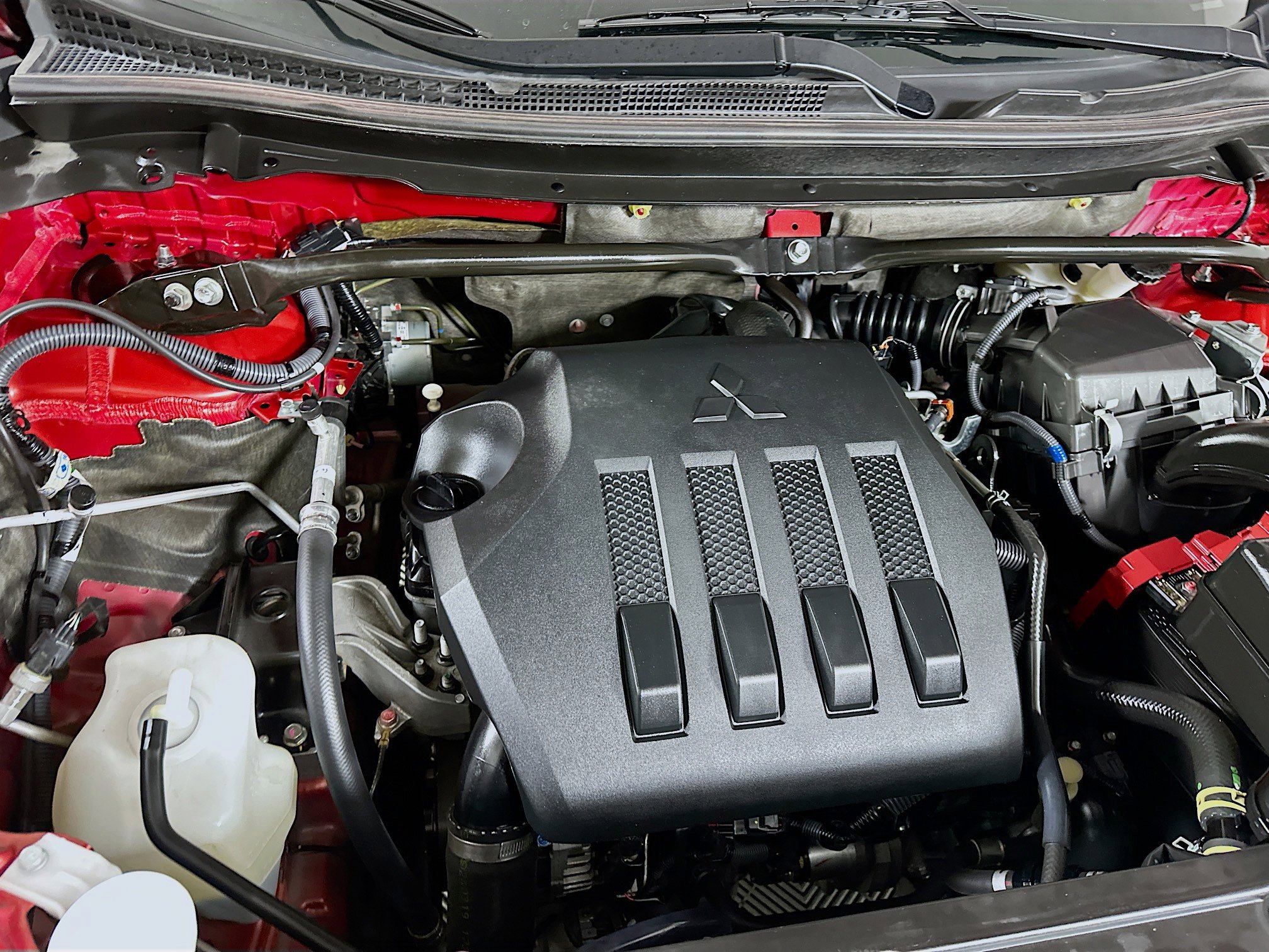 Used 2024 Mitsubishi Eclipse Cross SE image 33