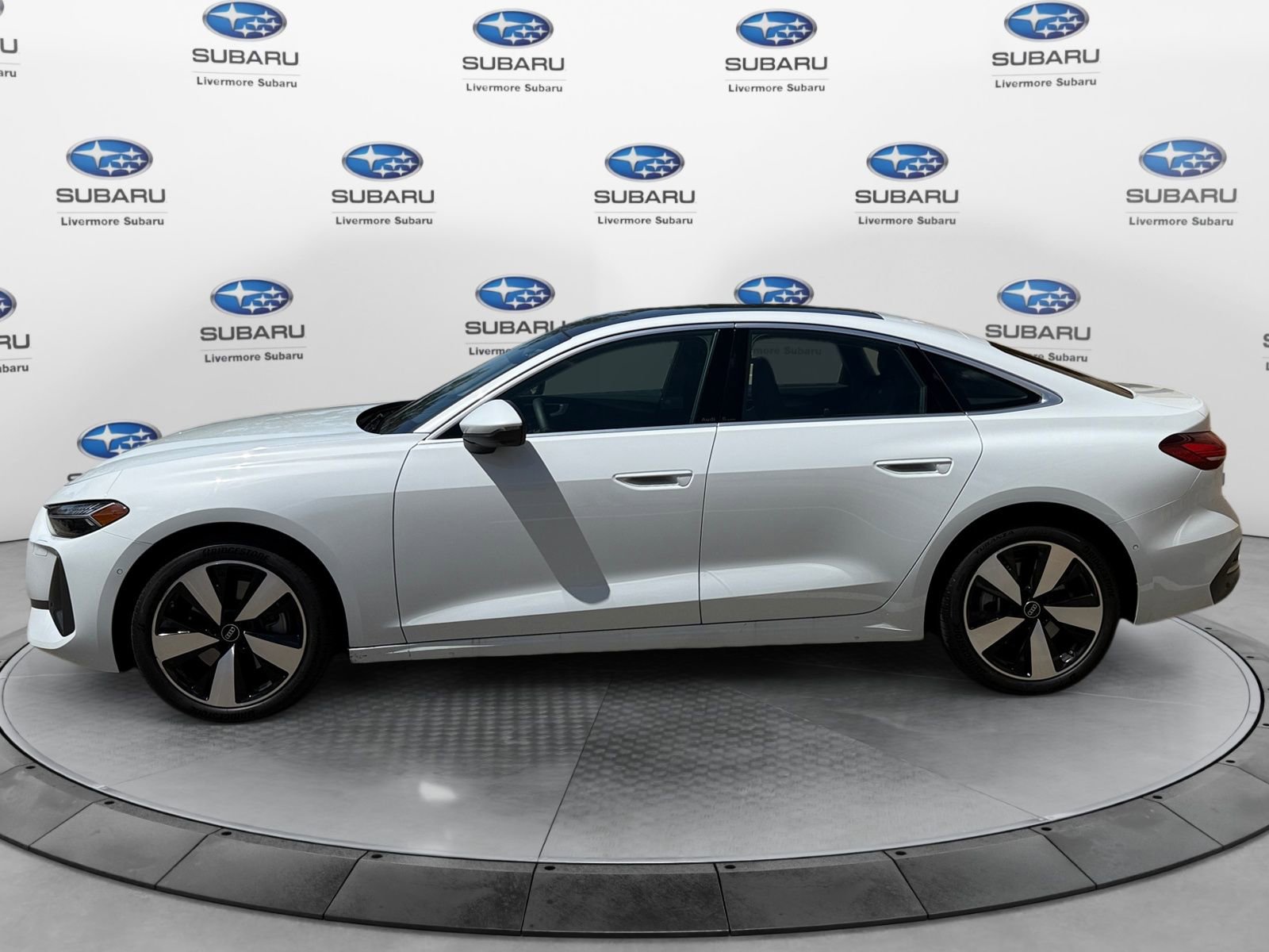 Used 2025 Audi A5 2.0T Premium Plus w/ Premium Plus AWD/4WD image 7