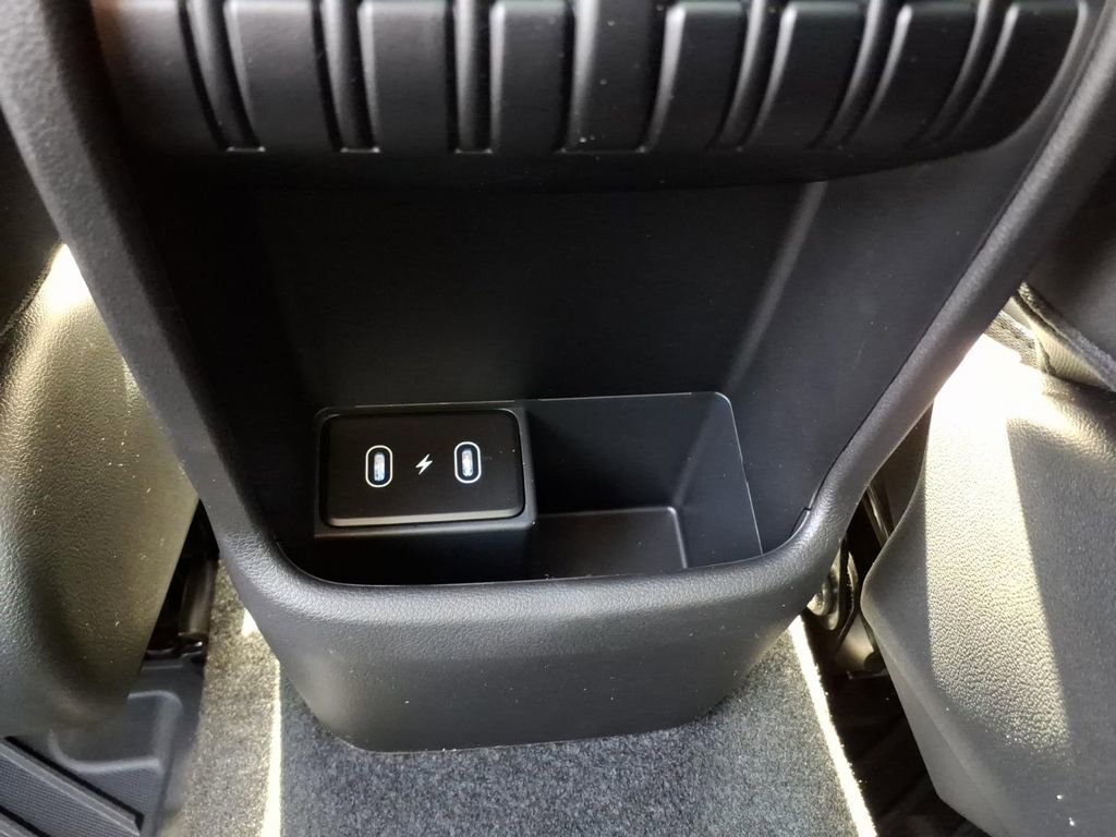 New 2026 Hyundai Kona Limited FWD image 13