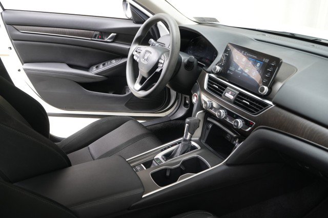 Used 2019 Honda Accord EX image 57