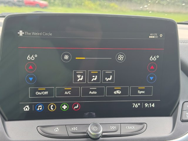 Used 2024 Chevrolet Blazer LT w/ Convenience Package FWD image 30