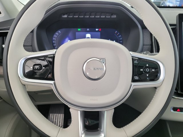 New 2026 Volvo XC90 B6 Ultra w/ Protection Package AWD/4WD image 26