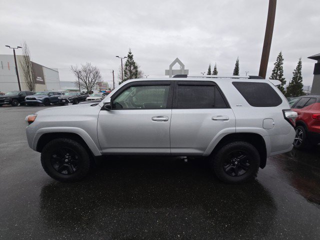 Used 2021 Toyota 4Runner SR5 Premium image 6