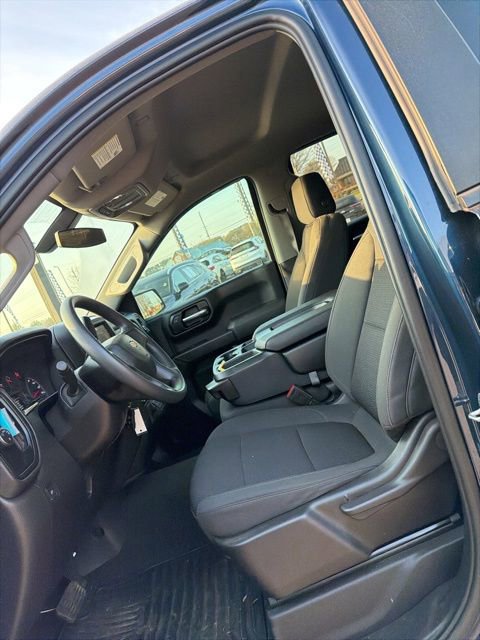 Used 2022 Chevrolet Silverado 1500 Custom image 11