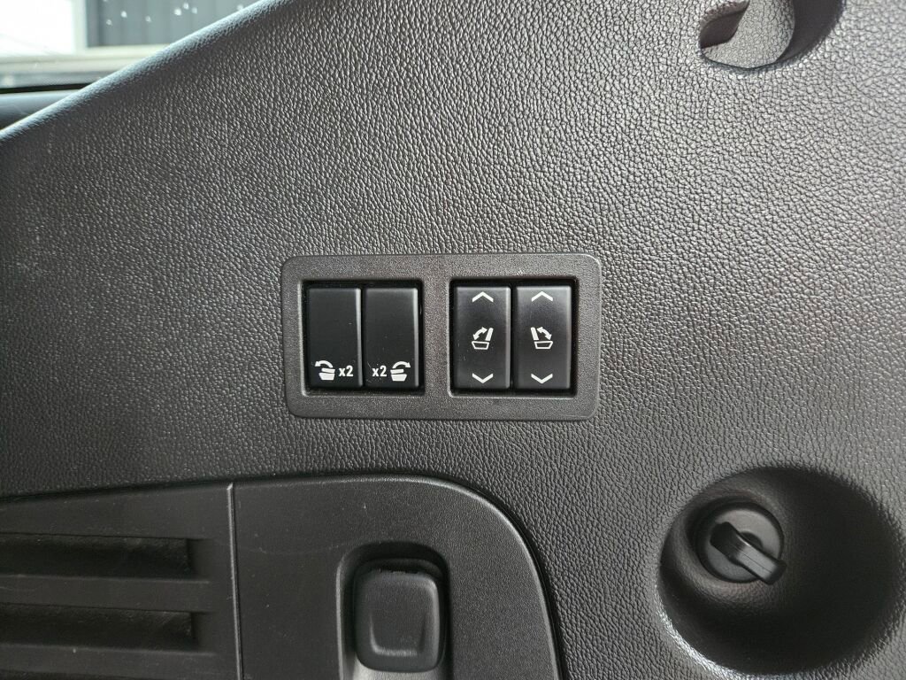 Used 2016 Chevrolet Tahoe LTZ image 21