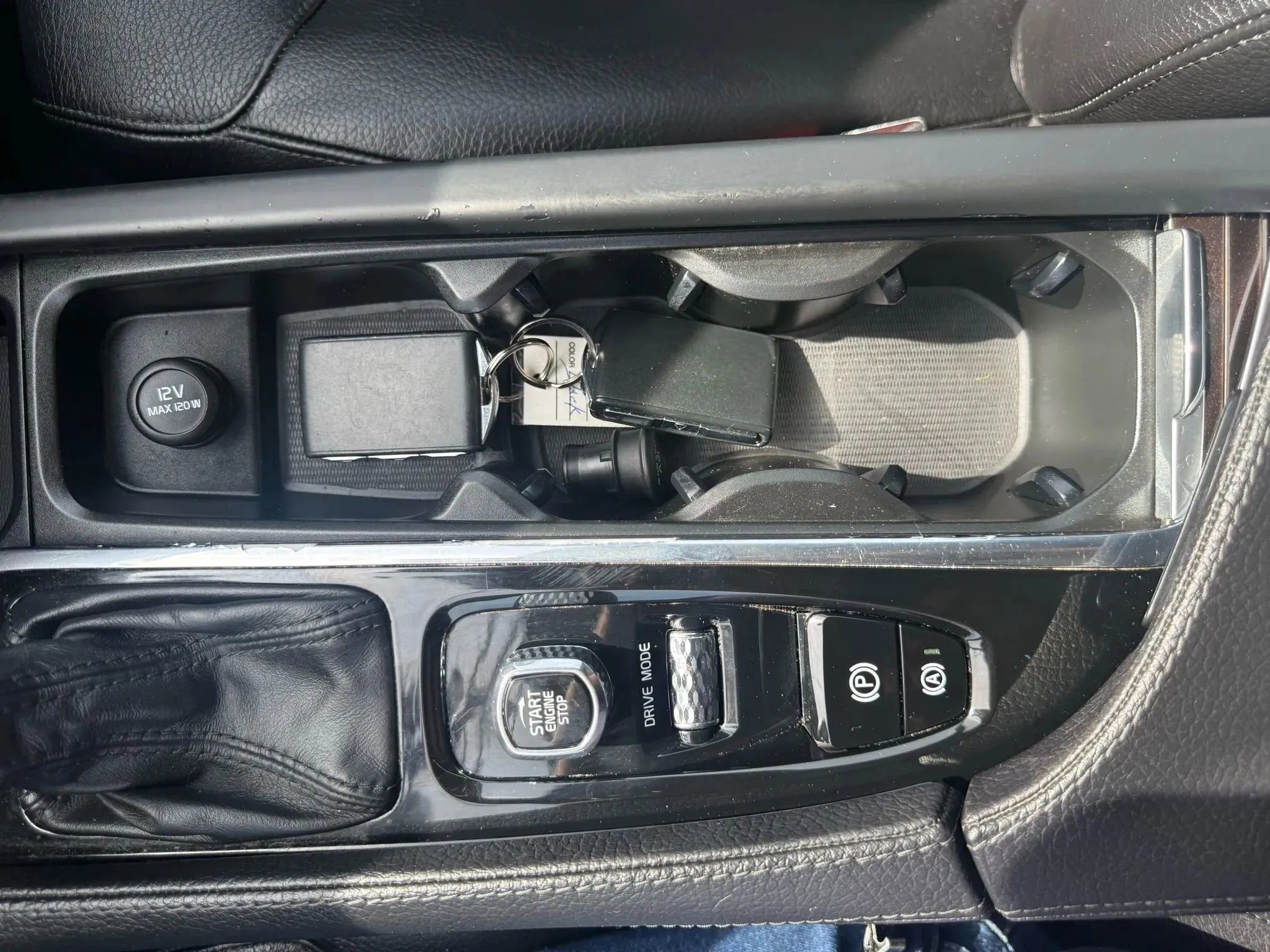 Used 2019 Volvo XC90 T6 Momentum w/ Protection Package Premier image 22