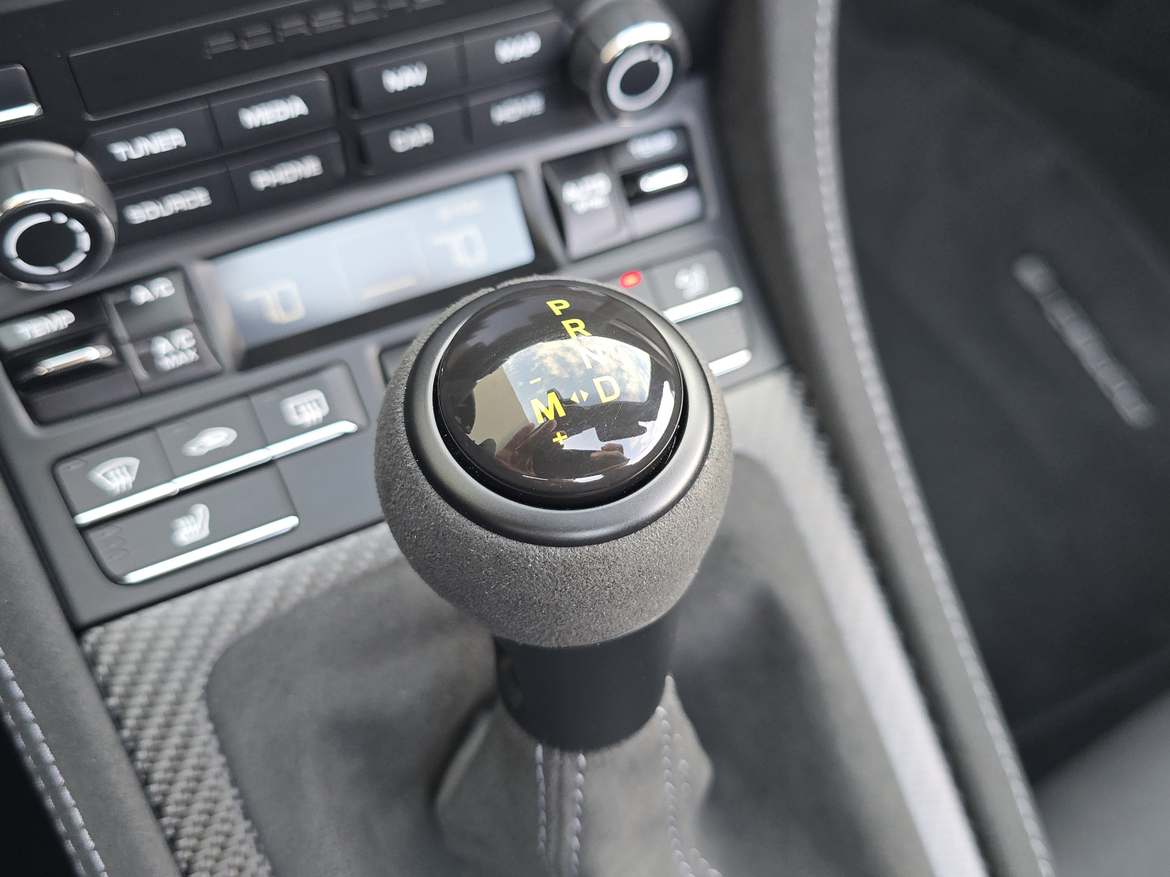 Certified 2025 Porsche 718 Boxster Spyder RS image 27