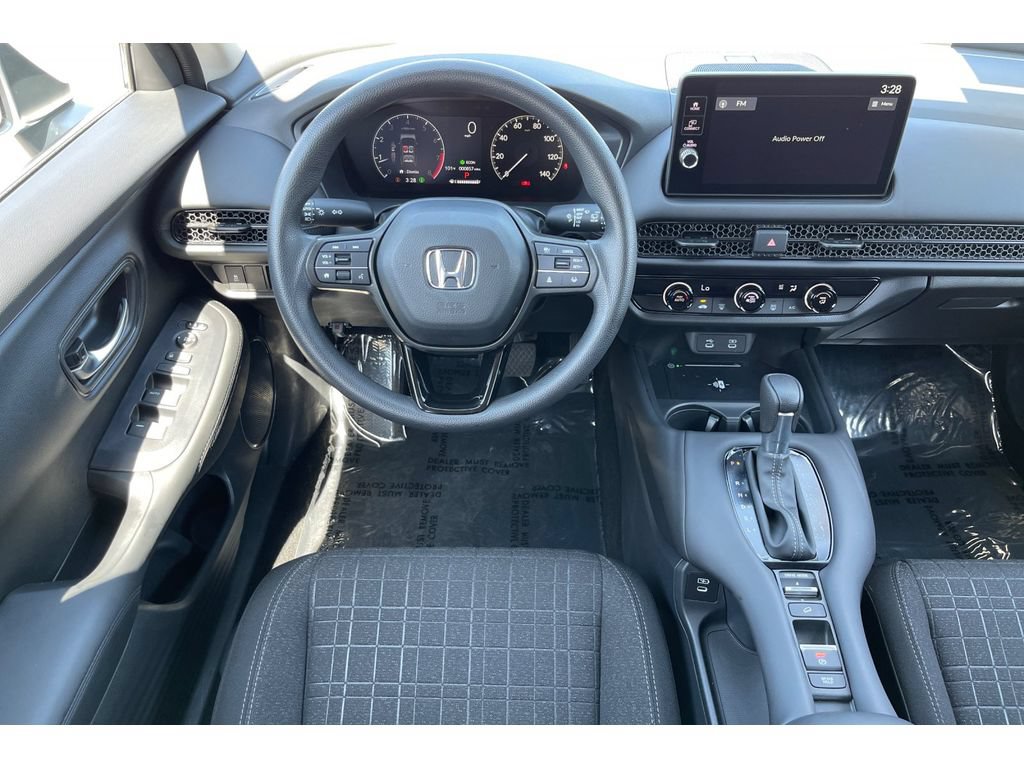 Certified 2027 Honda HR-V LX image 16