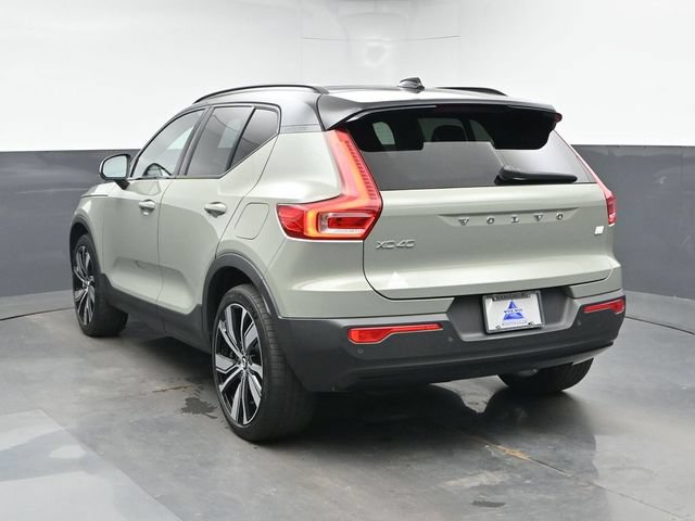 Used 2021 Volvo XC40 P8 Recharge w/ Advanced Package AWD/4WD image 8