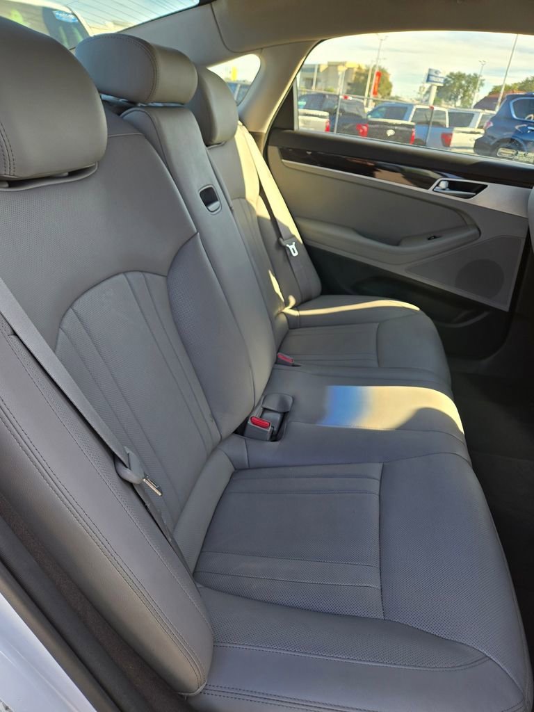 Used 2018 Genesis G80 3.8 image 42
