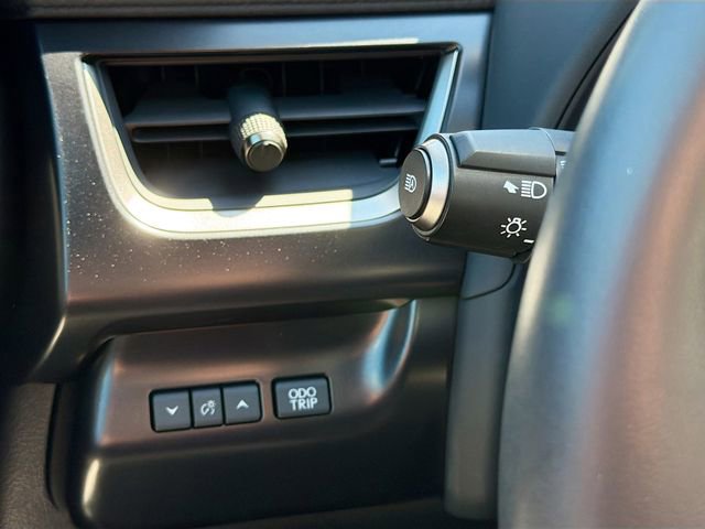 Used 2023 Lexus UX 250h FWD w/ Accessory Package (Z1) image 35