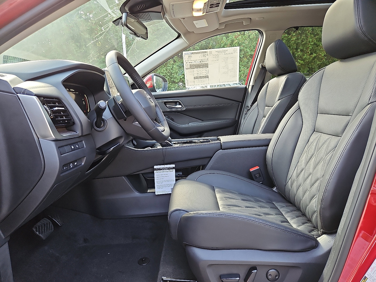 New 2026 Nissan Rogue Platinum w/ Platinum Premium Package image 11