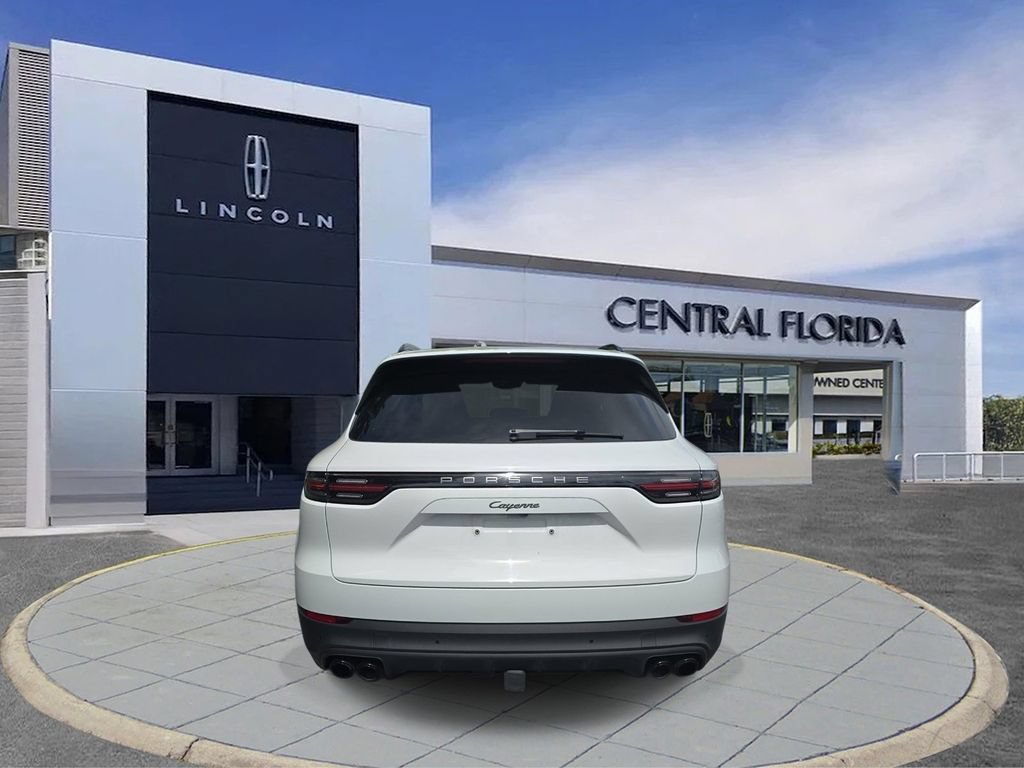 Used 2023 Porsche Cayenne Platinum Edition AWD/4WD image 4