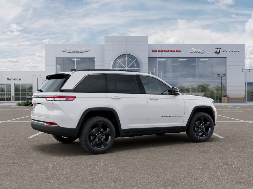New 2027 Jeep Grand Cherokee Limited AWD/4WD image 4
