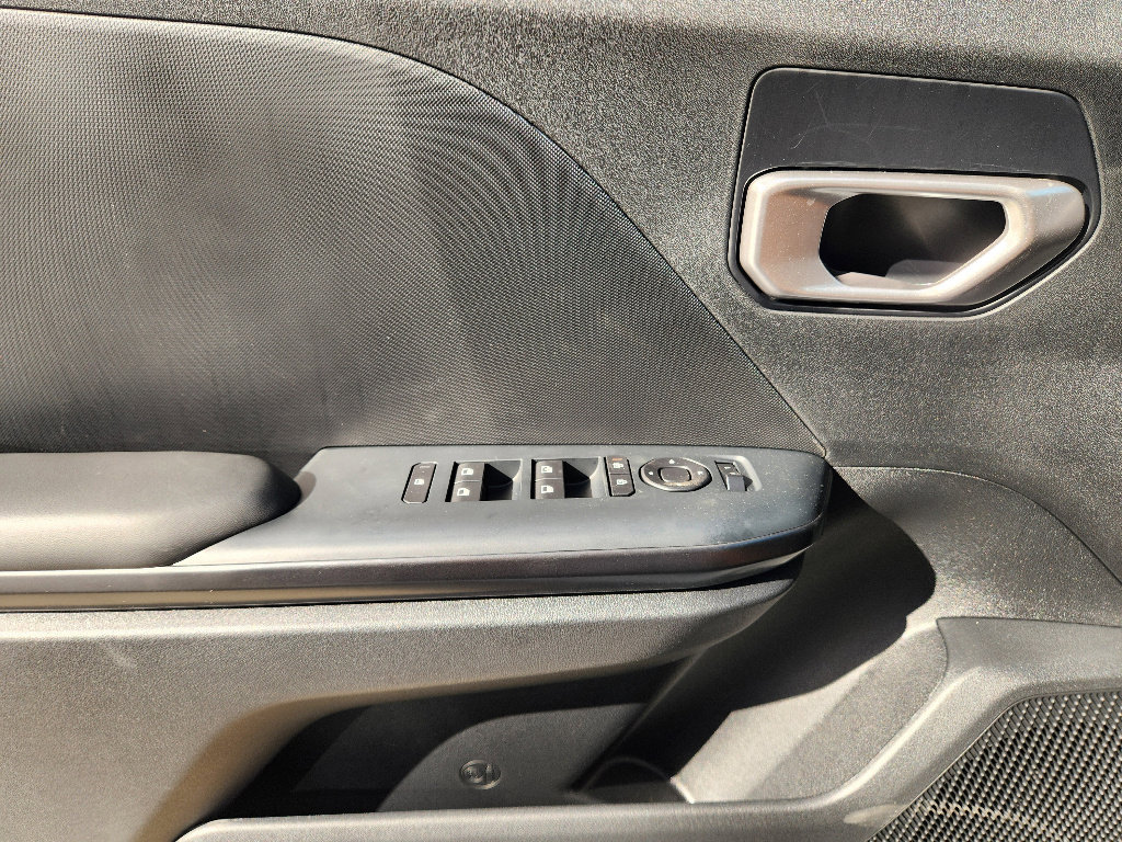 New 2026 Kia K4 LXS image 16