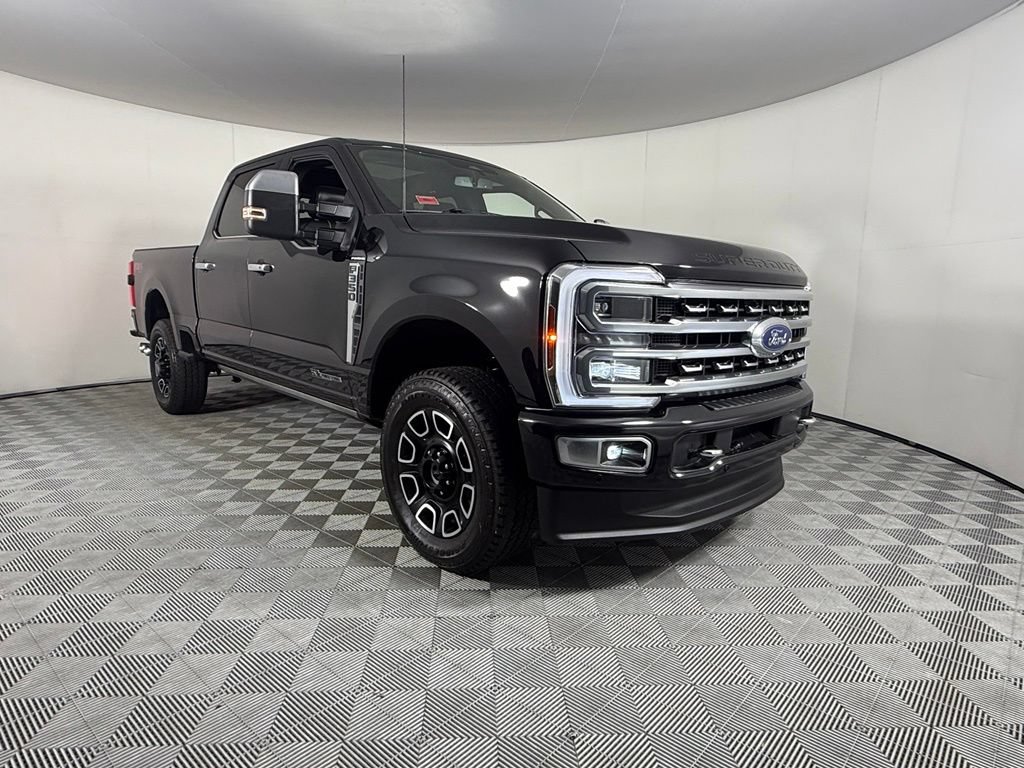 Used 2024 Ford F350 Platinum AWD/4WD image 3
