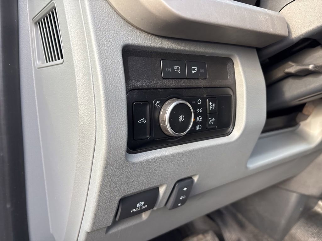 Used 2023 Ford F350 XLT w/ FX4 Off-Road Package image 17